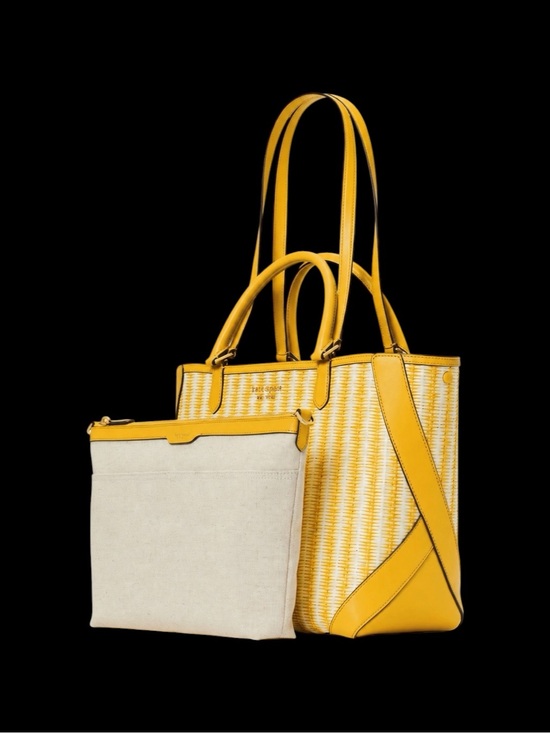 kate spade Handbags - Kate Spade New York Buddie Striped Straw Tote